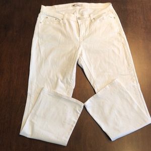 White Levi 529 Curvy Bootcut 16M
